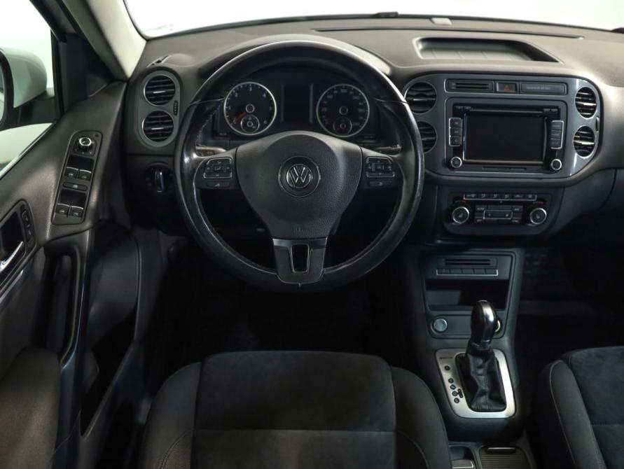 Volkswagen Tiguan I Рестайлинг Санкт-Петербург  - изображение 11