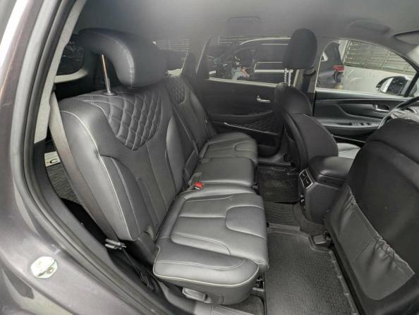 Hyundai Santa Fe IV Рестайлинг с пробегом 2021 года, цена 3 445 000 рублей, 59856 км, внедорожник, Автокод Объявления
