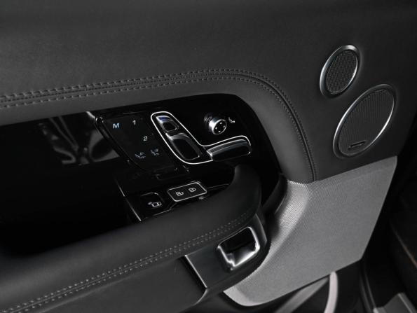 Land Rover Range Rover IV Рестайлинг с пробегом 2021 года, цена 10 999 000 рублей, 86324 км, внедорожник, Автокод Объявления