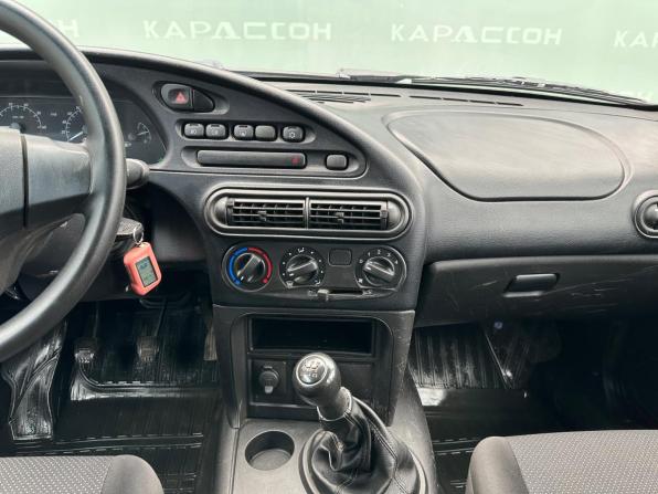 Chevrolet Niva I Рестайлинг с пробегом 2019 года, цена 940 000 рублей, 49200 км, внедорожник, Автокод Объявления