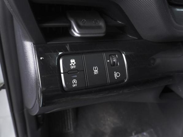 Hyundai Lafesta I Рестайлинг с пробегом 2025 года, цена 2 890 000 рублей, 79 км, седан, Автокод Объявления