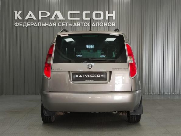 Skoda Roomster I Рестайлинг с пробегом 2013 года, цена 770 000 рублей, 194518 км, минивэн, Автокод Объявления