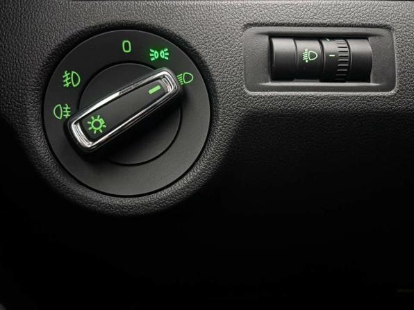 Skoda Rapid I с пробегом 2016 года, цена 1 075 000 рублей, 134055 км, лифтбек, Автокод Объявления