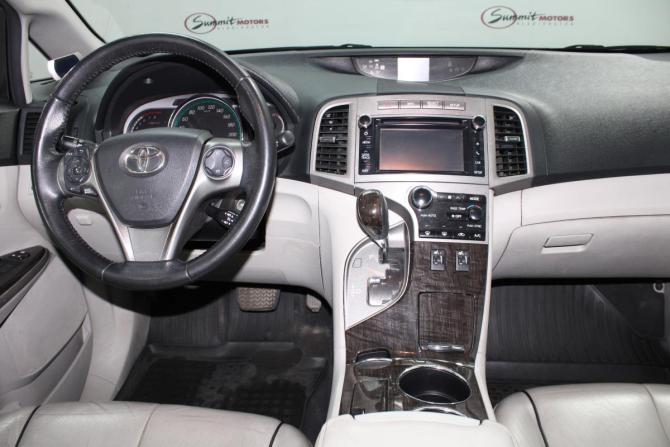 Toyota Venza I Рестайлинг с пробегом 2014 года, цена 1 950 000 рублей, 135109 км, внедорожник, Автокод Объявления