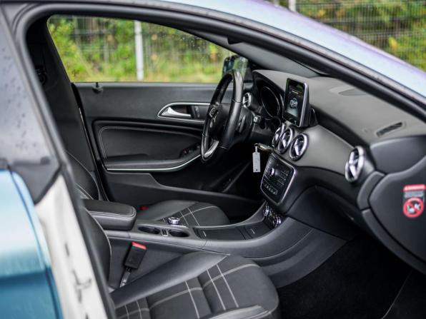 Mercedes-Benz CLA I (C117 X117) с пробегом 2015 года, цена 1 530 000 рублей, 143104 км, седан, Автокод Объявления