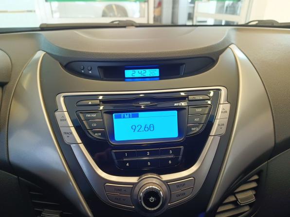 Hyundai Elantra V (MD) с пробегом 2013 года, цена 1 100 000 рублей, 211065 км, седан, Автокод Объявления