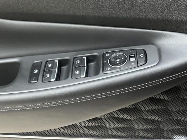 Hyundai Santa Fe IV Рестайлинг с пробегом 2021 года, цена 3 711 000 рублей, 70556 км, внедорожник, Автокод Объявления