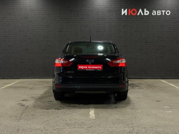 Ford Focus III с пробегом 2013 года, цена 780 000 рублей, 283635 км, седан, Автокод Объявления