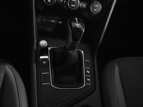 Volkswagen Taos I с пробегом 2021 года, цена 2 450 000 рублей, 75000 км, внедорожник, Автокод Объявления