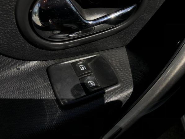 Renault Logan II с пробегом 2016 года, цена 916 500 рублей, 117223 км, седан, Автокод Объявления