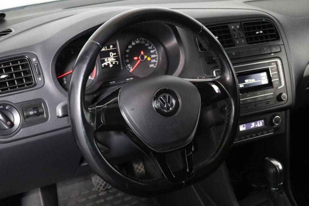 Volkswagen Polo V Рестайлинг Санкт-Петербург  - изображение 9