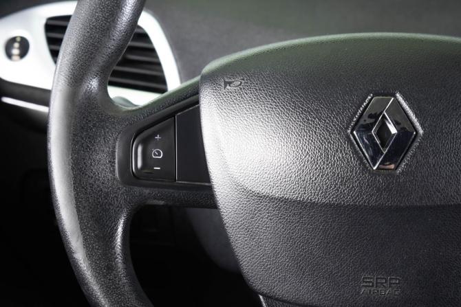 Renault Scenic III с пробегом 2010 года, цена 749 000 рублей, 320156 км, компактвэн, Автокод Объявления
