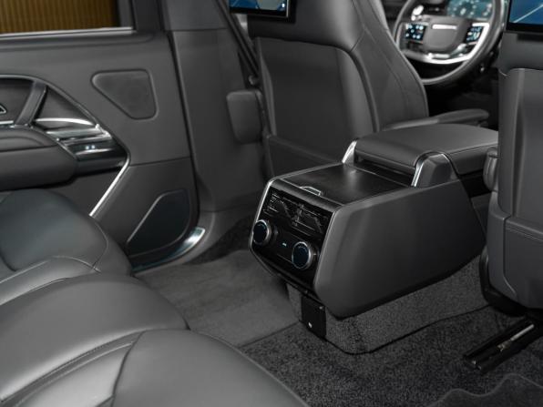 Новый Land Rover Range Rover V 2026 года, цена 25 990 000 рублей, внедорожник, Автокод Объявления