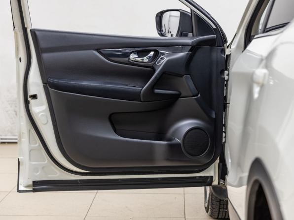 Nissan Qashqai II с пробегом 2015 года, цена 1 228 000 рублей, 184626 км, внедорожник, Автокод Объявления