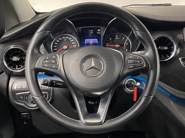 Mercedes-Benz V-Класс III (W447) Рестайлинг с пробегом 2020 года, цена 4 700 000 рублей, 92523 км, минивэн, Автокод Объявления