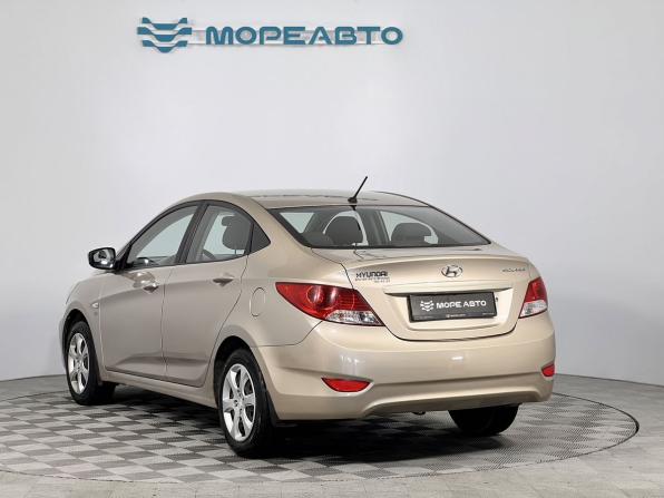 Hyundai Solaris I с пробегом 2011 года, цена 740 000 рублей, 199747 км, седан, Автокод Объявления