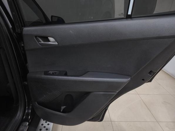 Hyundai Creta I с пробегом 2017 года, цена 1 350 000 рублей, 292203 км, внедорожник, Автокод Объявления