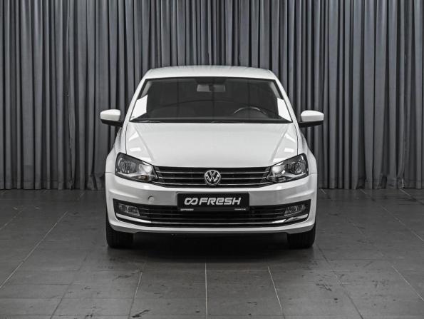 Volkswagen Polo V Рестайлинг с пробегом 2017 года, цена 1 348 000 рублей, 99909 км, седан, Автокод Объявления