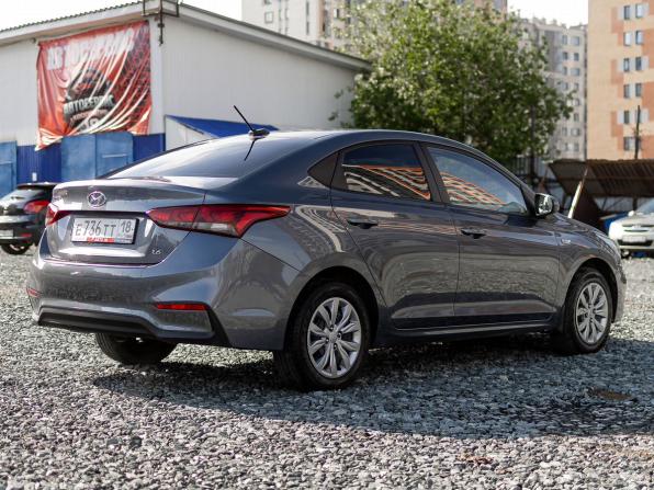 Hyundai Solaris II с пробегом 2019 года, цена 1 399 000 рублей, 105734 км, седан, Автокод Объявления