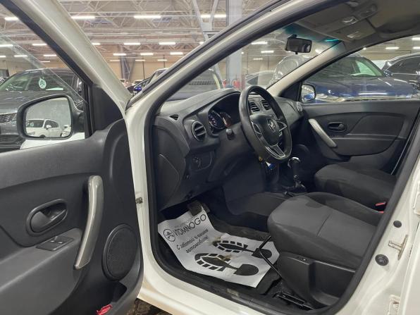 Renault Logan II Рестайлинг с пробегом 2021 года, цена 940 000 рублей, 57153 км, седан, Автокод Объявления