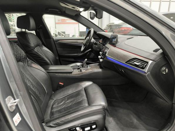 BMW 5 серии VII (G30/G31/G38) с пробегом 2018 года, цена 3 900 000 рублей, 216873 км, седан, Автокод Объявления