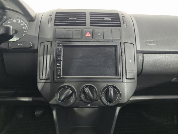 Volkswagen Polo IV Рестайлинг с пробегом 2008 года, цена 329 000 рублей, 236196 км, хэтчбек, Автокод Объявления