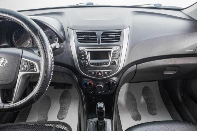 Hyundai Solaris I Рестайлинг с пробегом 2016 года, цена 1 319 000 рублей, 127900 км, хэтчбек, Автокод Объявления