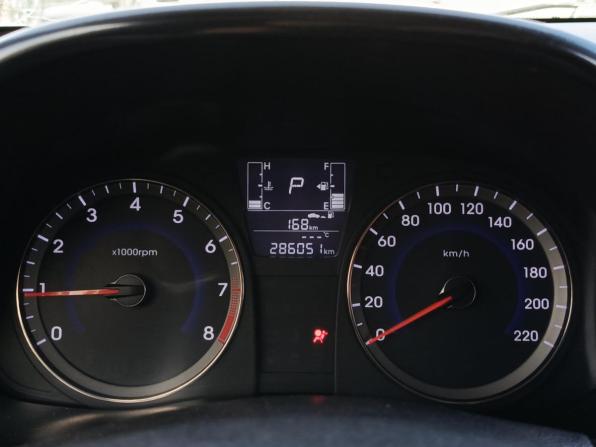 Hyundai Solaris I Рестайлинг с пробегом 2015 года, цена 662 000 рублей, 286047 км, седан, Автокод Объявления