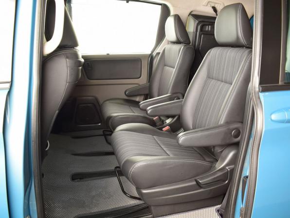 Honda Freed II с пробегом 2017 года, цена 1 299 999 рублей, 107032 км, компактвэн, Автокод Объявления