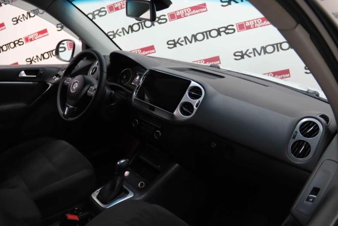 Volkswagen Tiguan I Рестайлинг с пробегом 2015 года, цена 1 470 750 рублей, 249459 км, внедорожник, Автокод Объявления