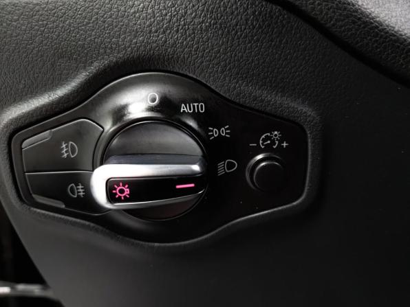 Audi Q5 I (8R) Рестайлинг с пробегом 2015 года, цена 1 710 000 рублей, 163383 км, внедорожник, Автокод Объявления