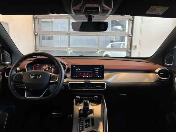 Geely Coolray I с пробегом 2021 года, цена 1 799 000 рублей, 71186 км, внедорожник, Автокод Объявления