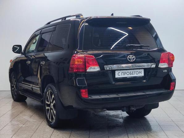 Toyota Land Cruiser 200 Series Рестайлинг 1 с пробегом 2013 года, цена 3 100 000 рублей, 268821 км, внедорожник, Автокод Объявления