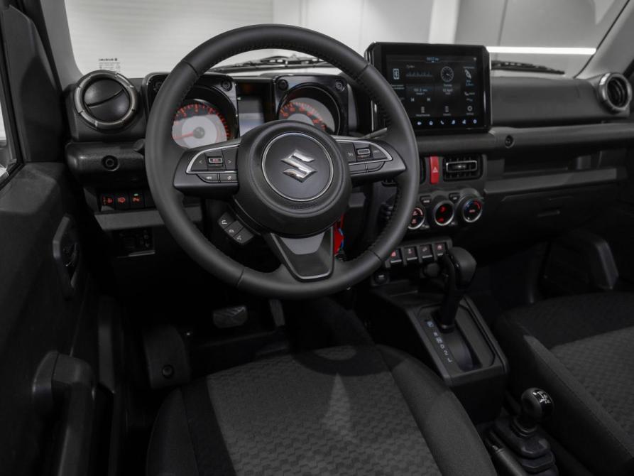 Suzuki Jimny IV Москва  - изображение 7