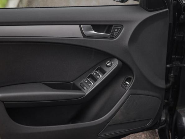 Audi A4 IV (B8) Рестайлинг с пробегом 2013 года, цена 1 199 000 рублей, 186624 км, седан, Автокод Объявления