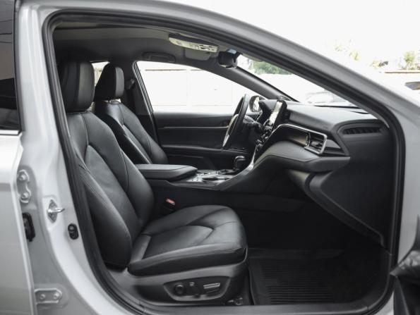 Toyota Camry VIII (XV70) Рестайлинг с пробегом 2021 года, цена 3 700 000 рублей, 44919 км, седан, Автокод Объявления