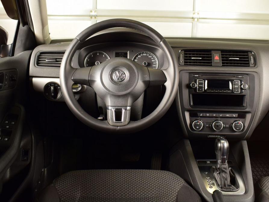 Volkswagen Jetta VI Кемерово  - изображение 9