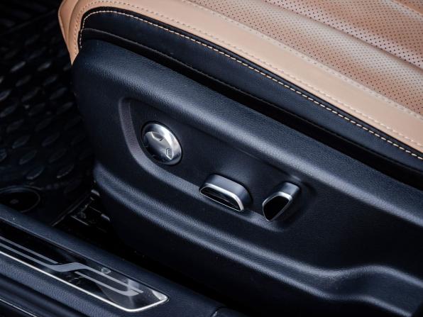 Hongqi H5 II с пробегом 2024 года, цена 3 229 000 рублей, 21222 км, седан, Автокод Объявления