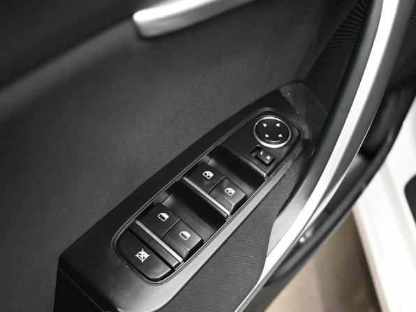 Kia Ceed III Рестайлинг с пробегом 2022 года, цена 2 290 000 рублей, 47420 км, хэтчбек, Автокод Объявления