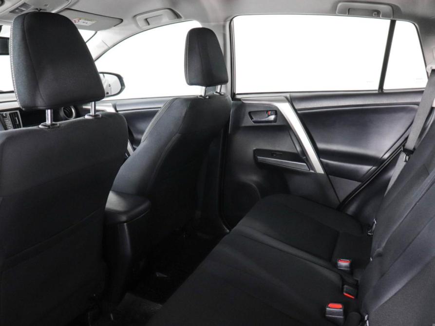 Toyota RAV4 IV (XA40) Рестайлинг Химки  - изображение 12