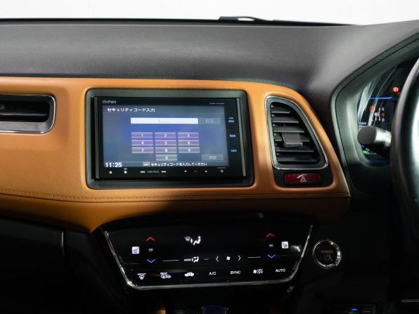 Honda Vezel I с пробегом 2015 года, цена 1 595 000 рублей, 114534 км, внедорожник, Автокод Объявления