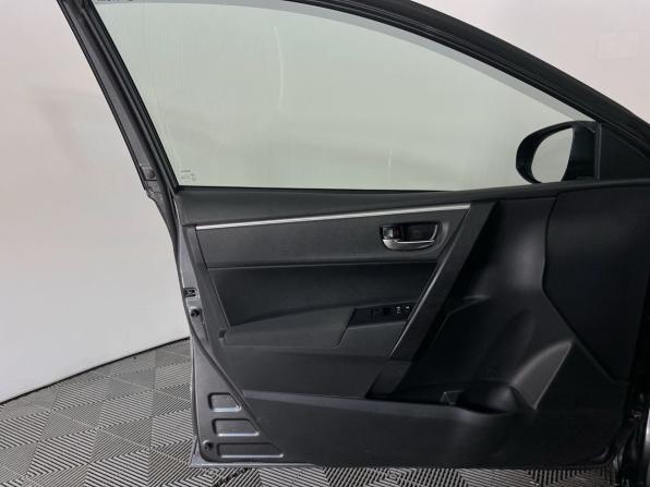 Toyota Corolla XI (E160 E170 E180) с пробегом 2016 года, цена 1 499 000 рублей, 74000 км, седан, Автокод Объявления