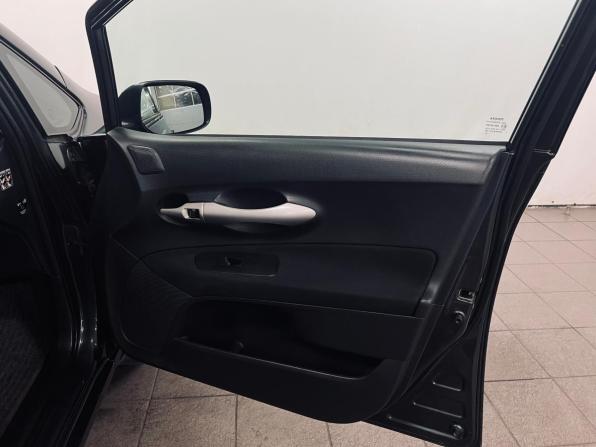 Toyota Auris I с пробегом 2008 года, цена 530 000 рублей, 195000 км, хэтчбек, Автокод Объявления