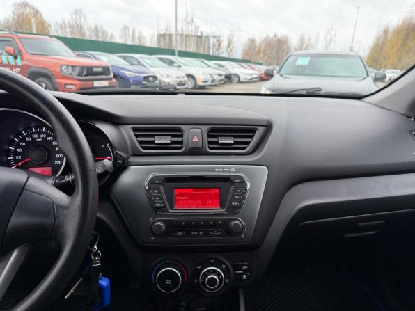 Kia Rio III с пробегом 2013 года, цена 995 000 рублей, 62565 км, хэтчбек, Автокод Объявления