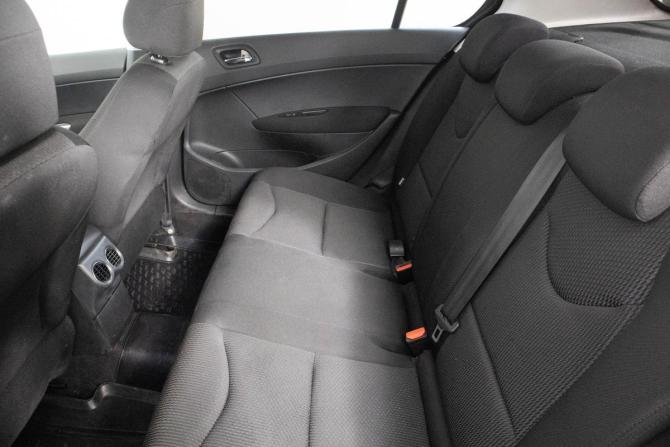 Peugeot 408 I с пробегом 2014 года, цена 449 000 рублей, 185000 км, седан, Автокод Объявления