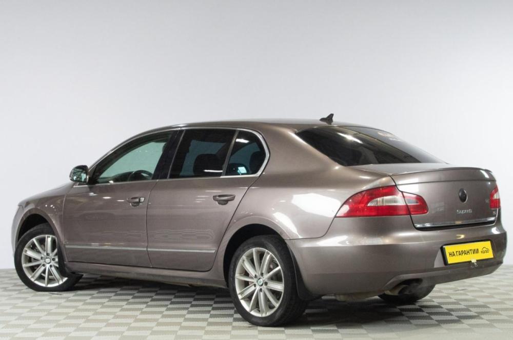 Skoda Superb II Челябинск  - изображение 5