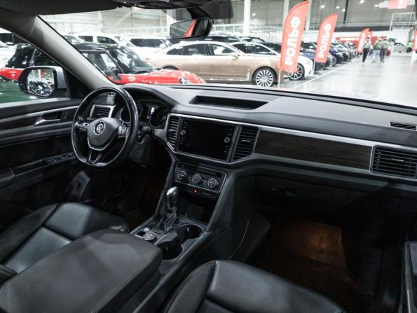 Volkswagen Teramont I с пробегом 2018 года, цена 3 799 700 рублей, 58220 км, внедорожник, Автокод Объявления