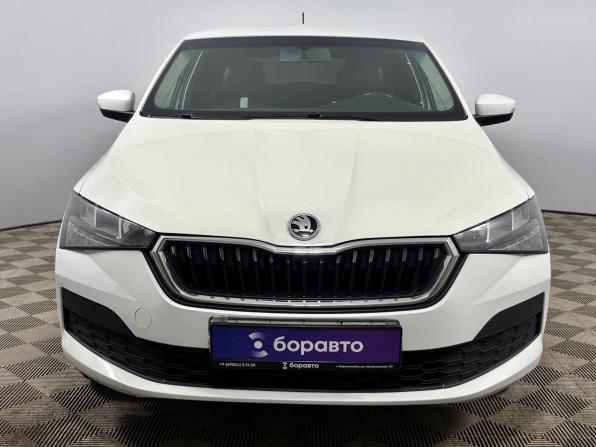 Skoda Rapid II с пробегом 2021 года, цена 1 220 000 рублей, 59624 км, лифтбек, Автокод Объявления