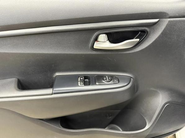 Kia Rio IV Рестайлинг с пробегом 2021 года, цена 1 309 413 рублей, 95468 км, седан, Автокод Объявления