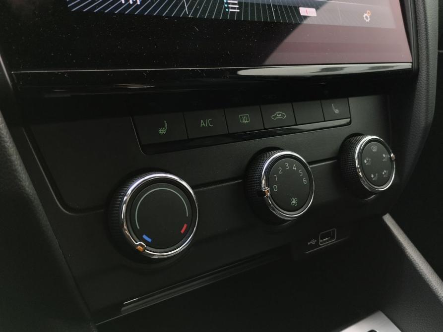 Skoda Octavia III (A7) Рестайлинг Минеральные Воды  - изображение 13